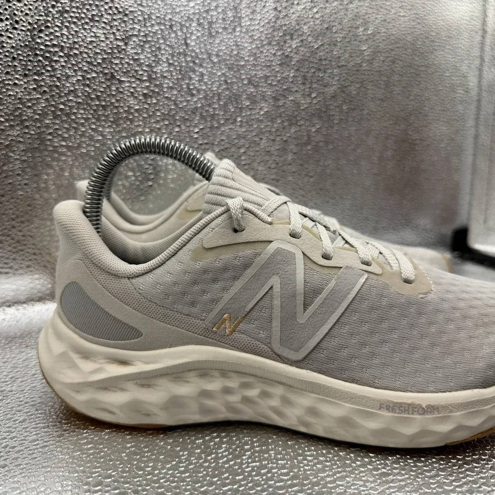 Size M5.5/W7 New Balance Fresh Foam Arishi v4 Summer Fog White Unisex Shoes